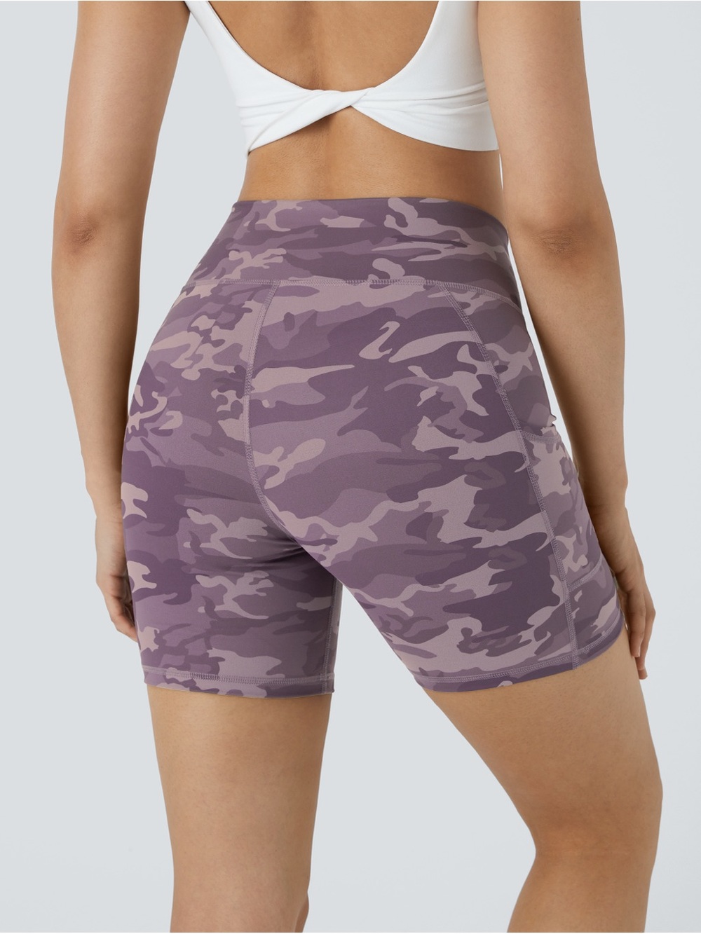 HALARA High Waisted Pocket Running Biker Shorts
Size Large | New Without Tags - Picture 2 of 8